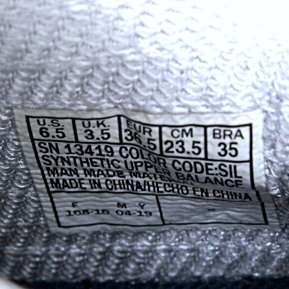 Skechers Energy In Women Skechers Energy Steel‎ Wave Sneakers in Silver Women Size 6.5